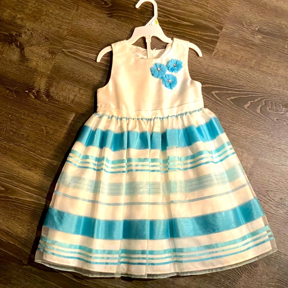 Girls white and teal dress